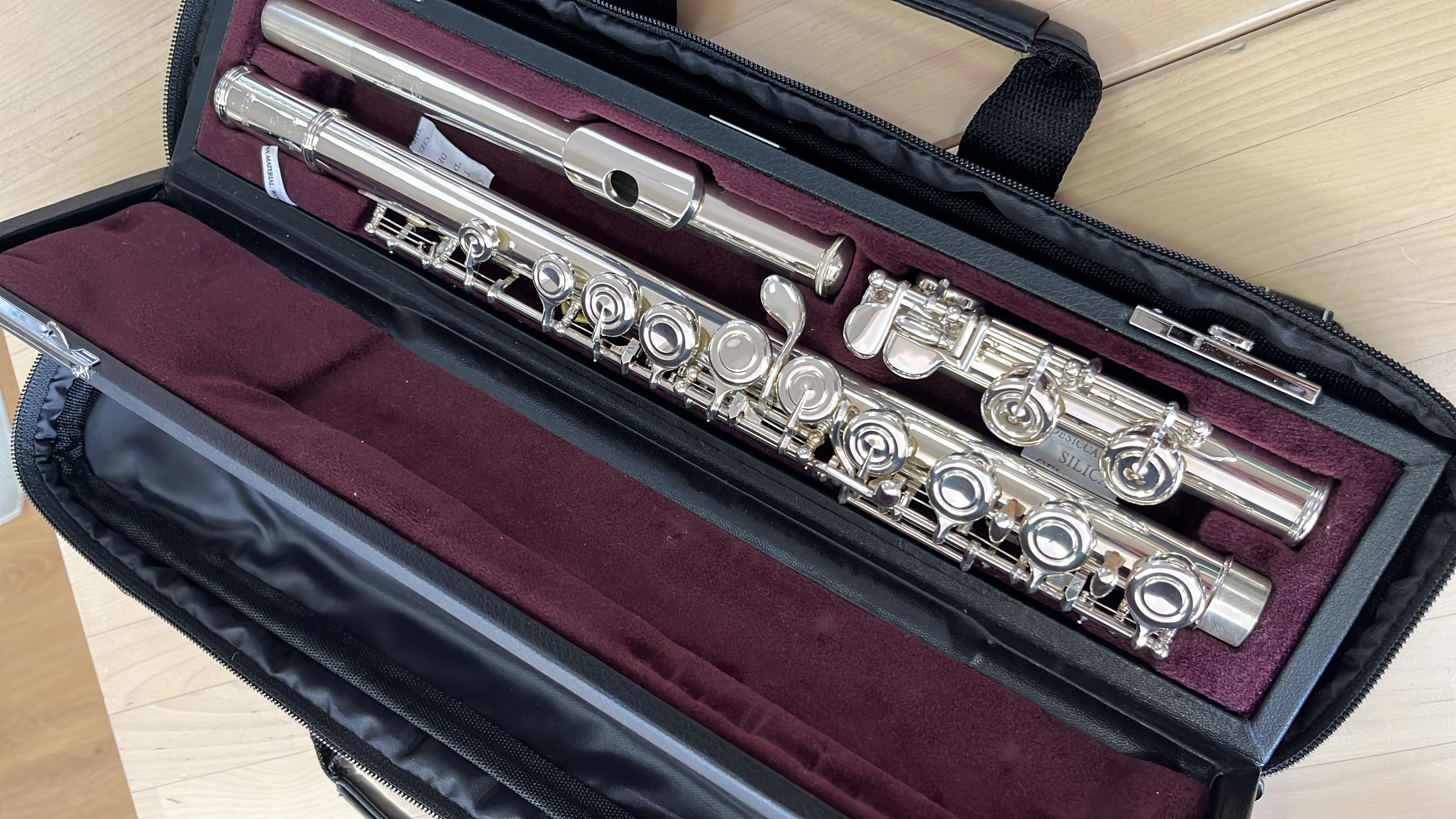 [SOLD] Yamaha Flute YFL-412